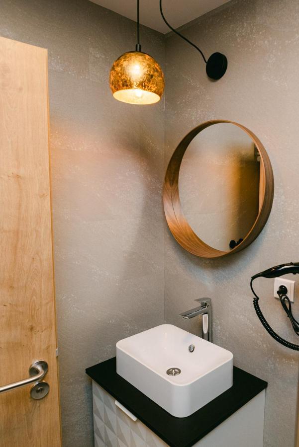 Svarog Unique Apartment ブラチスラヴァ エクステリア 写真