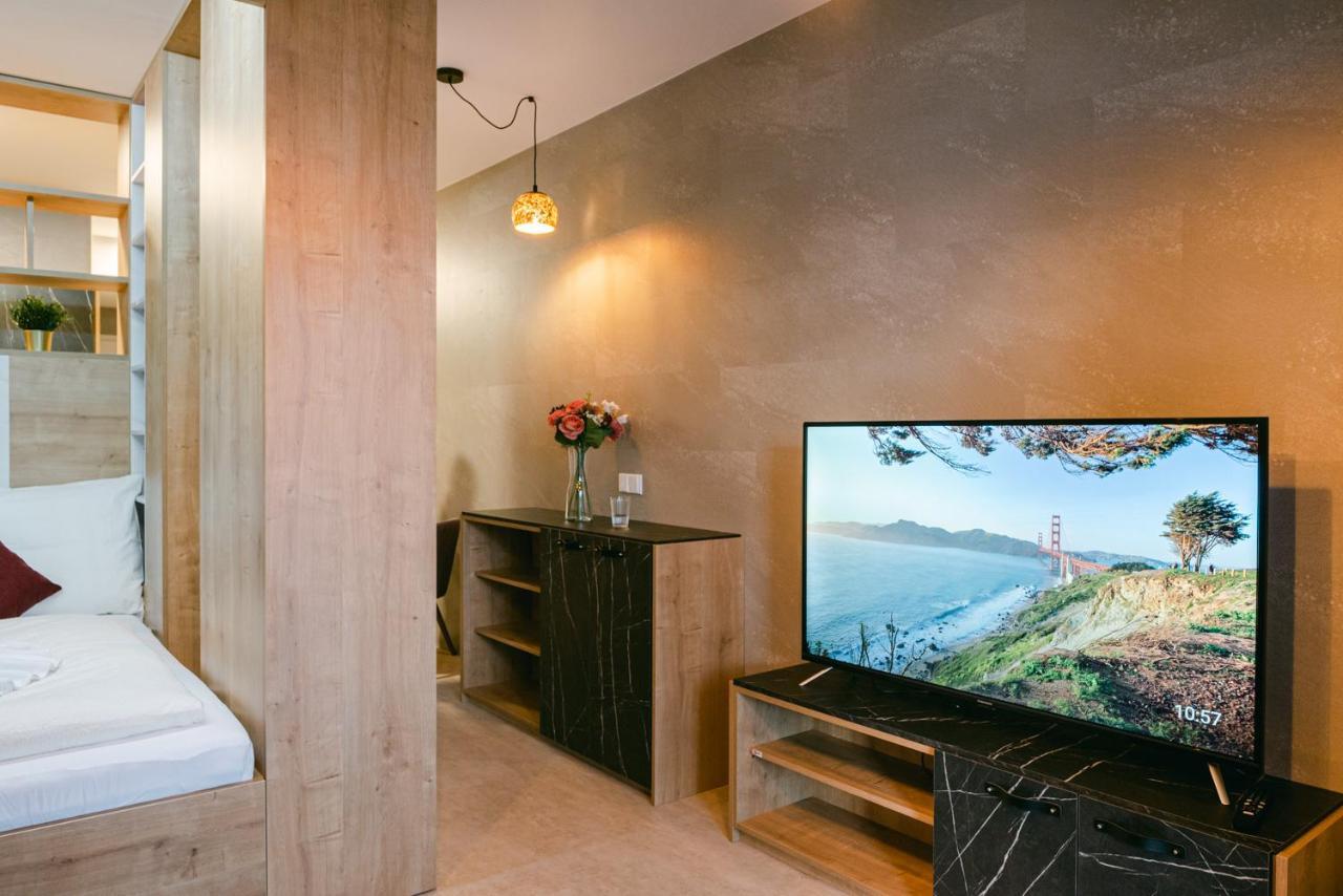 Svarog Unique Apartment ブラチスラヴァ エクステリア 写真